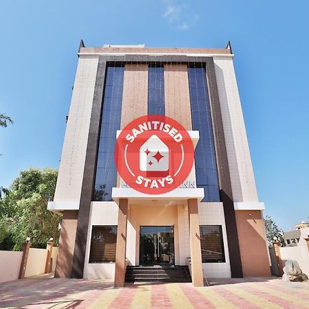 Oyo 23174 Hotel Parth Inn Дварка Экстерьер фото